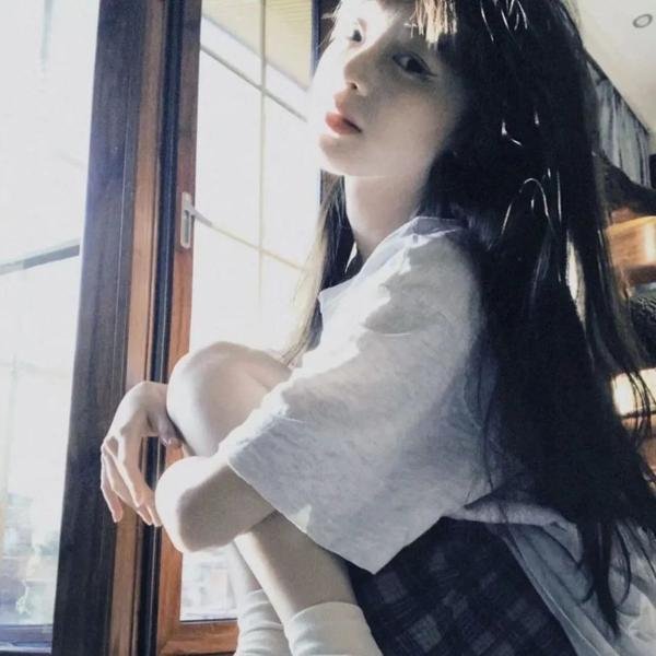 少女卡米拉
